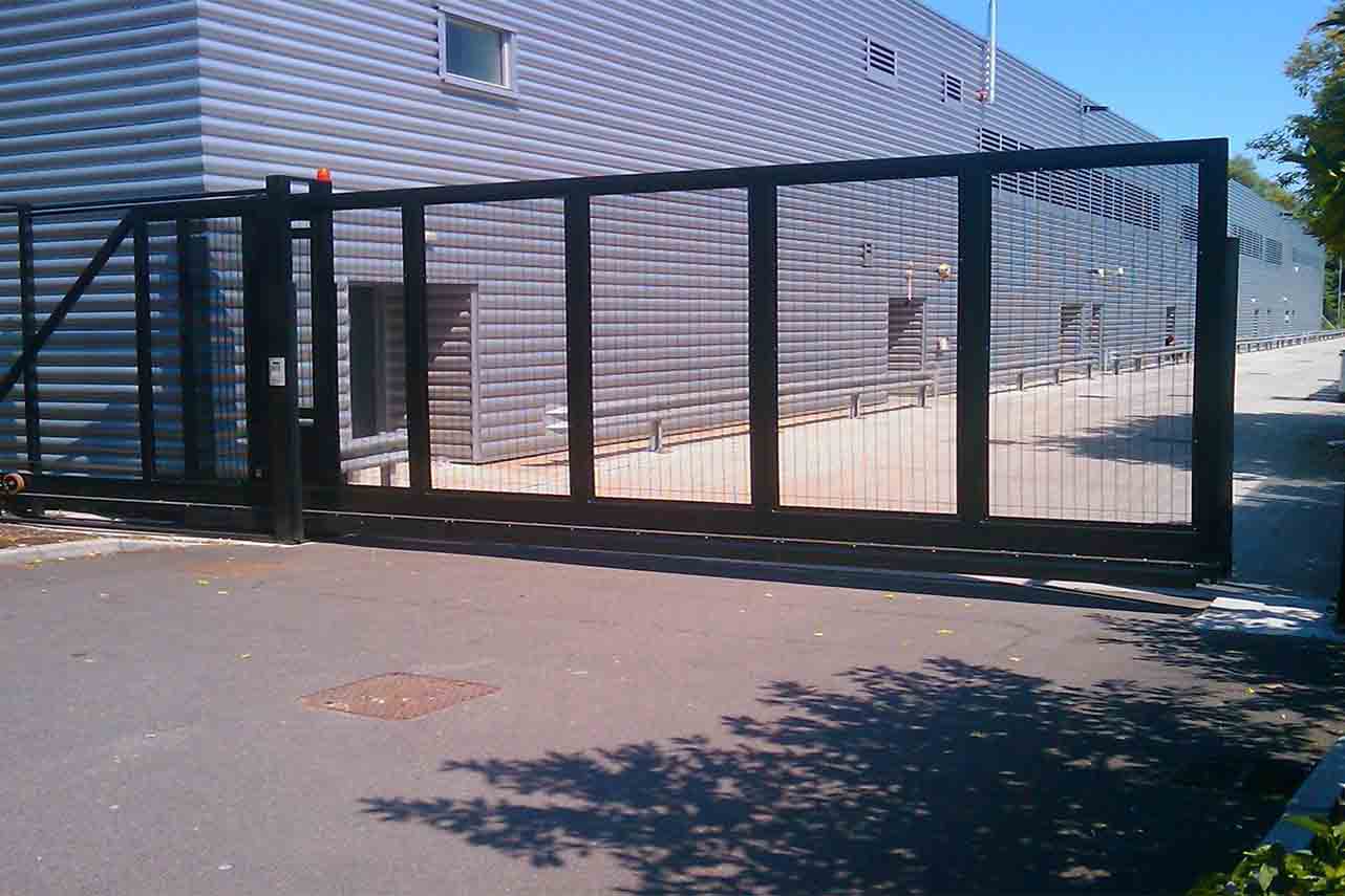 METAL GARDEN Portails Autoportés portail grillagé acier 3000