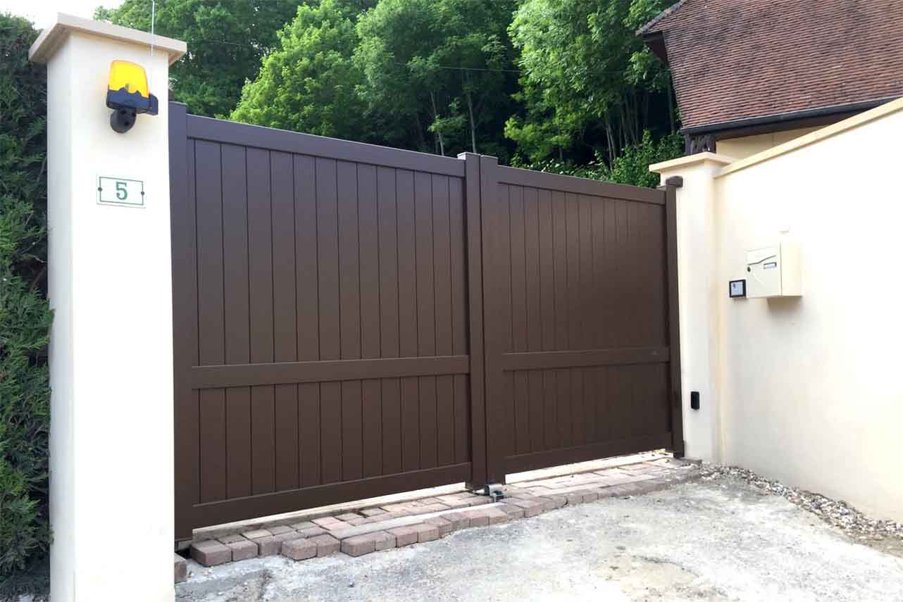 Metal Garden Traversant portail battant alu plein 3500x1600 mm