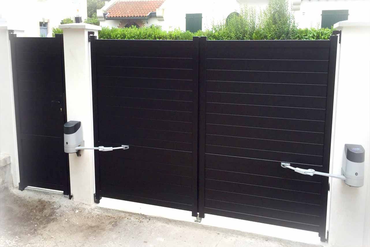 Metal Garden Traversant portail battant alu plein 3500x1600 mm