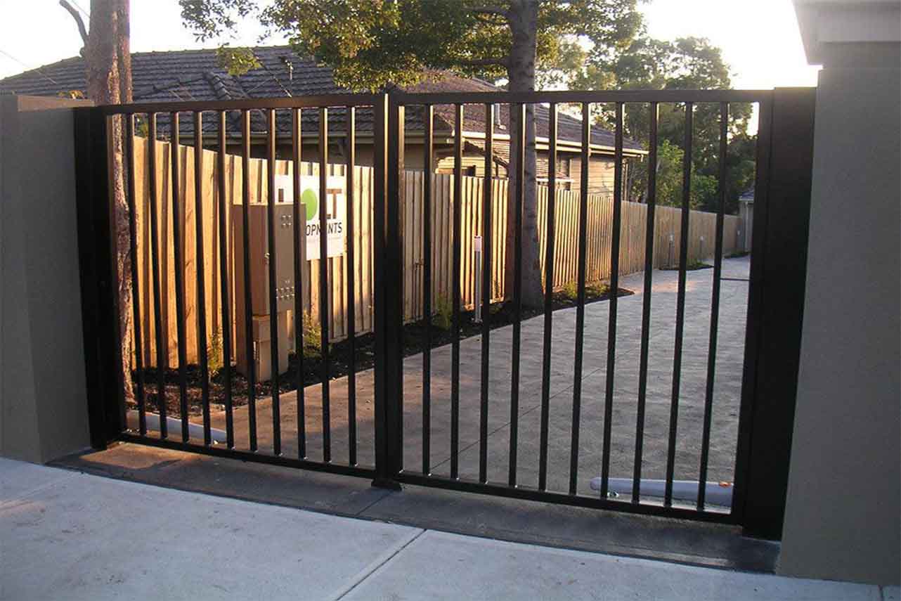 METAL GARDEN Portails Battants Acier barreaudage carré 4000x1500