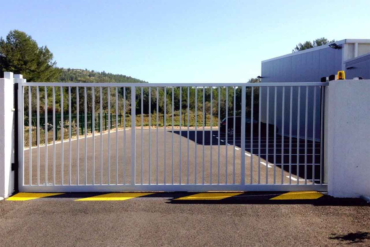 METAL GARDEN Portails Coulissants Acier barreaudage éco 4000 mm