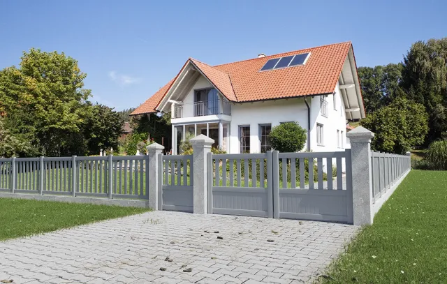 Préfalu Pinde portail battant aluminium droit