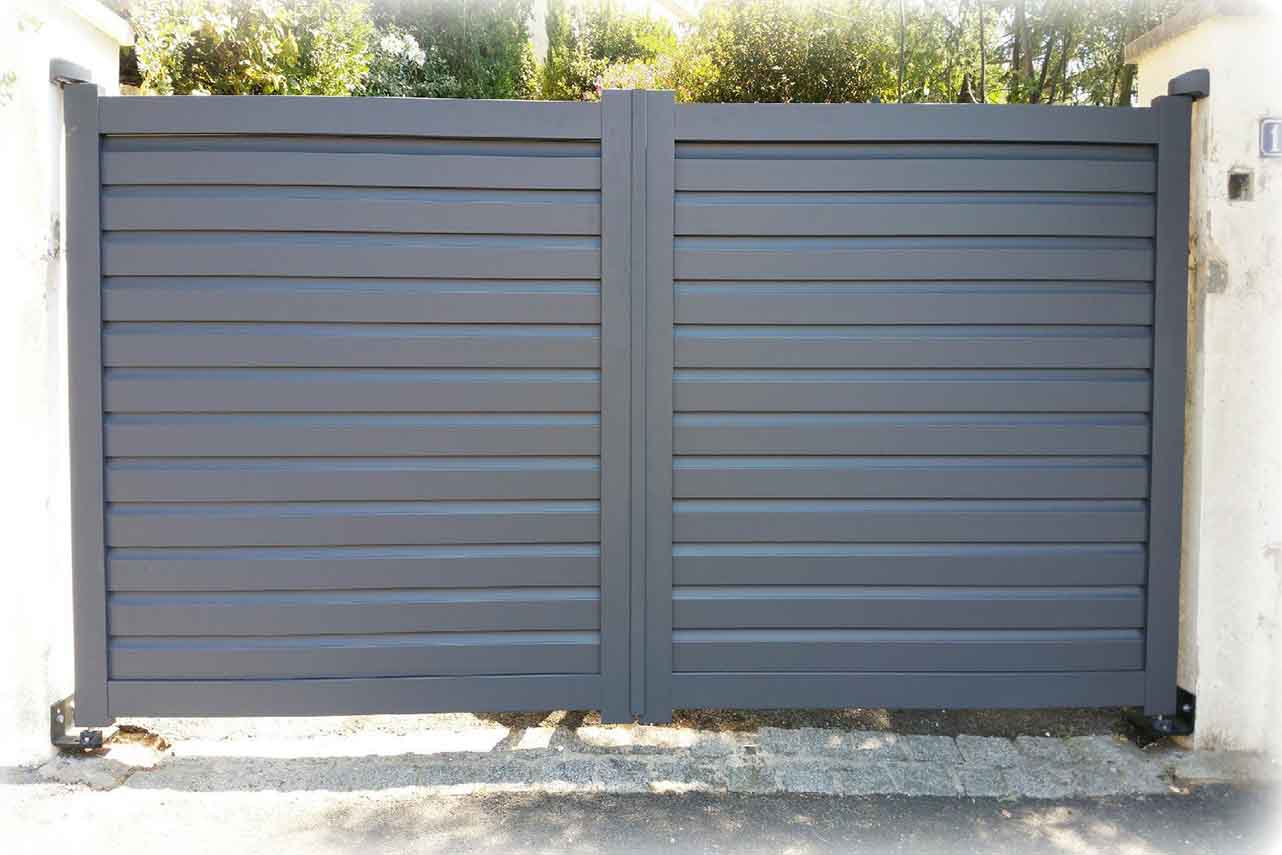 METAL GARDEN Portails Battants portail persienne 3500x1600 alu