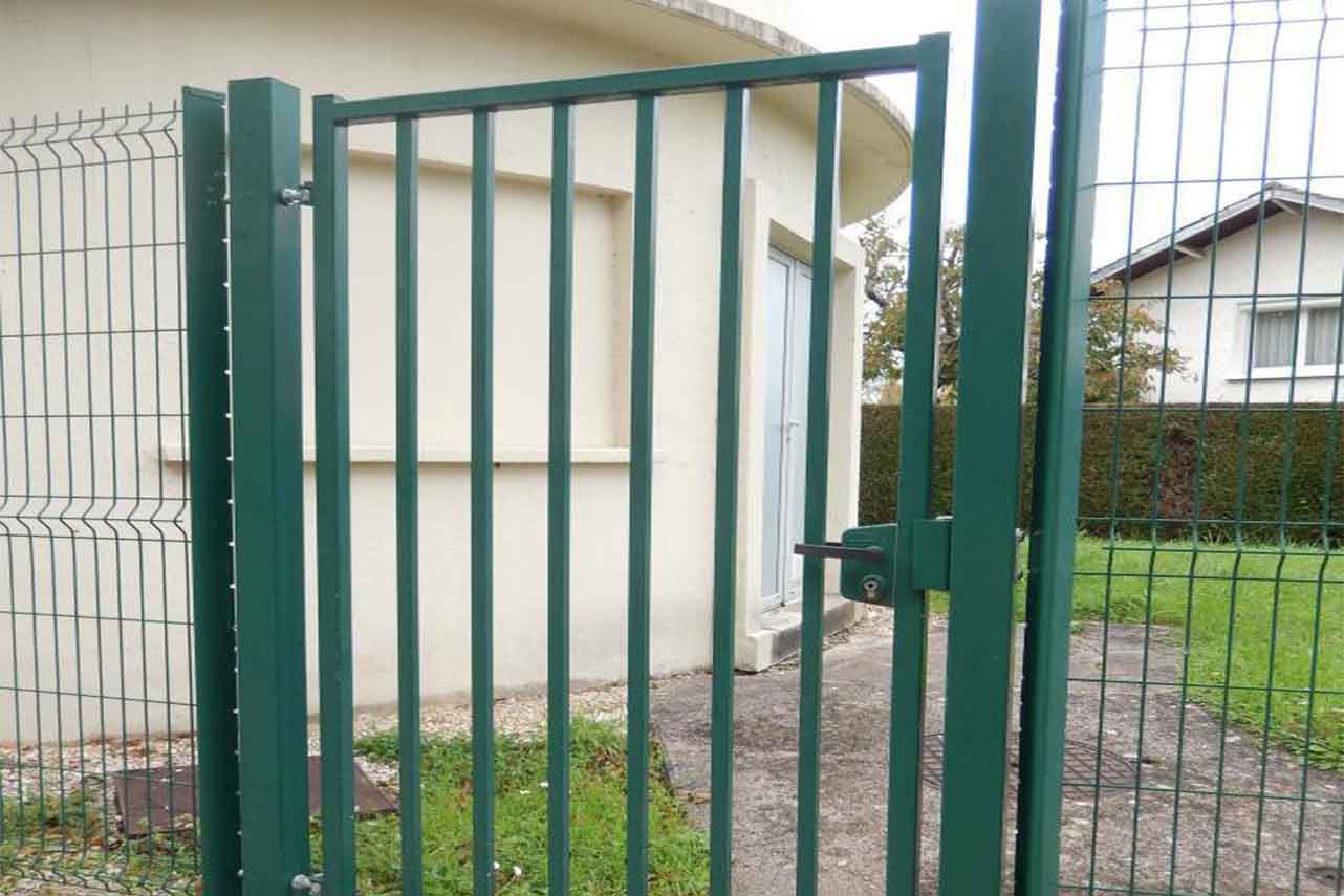 METAL GARDEN Portillons Acier barreaudage carré portillon 1000x1000 acier