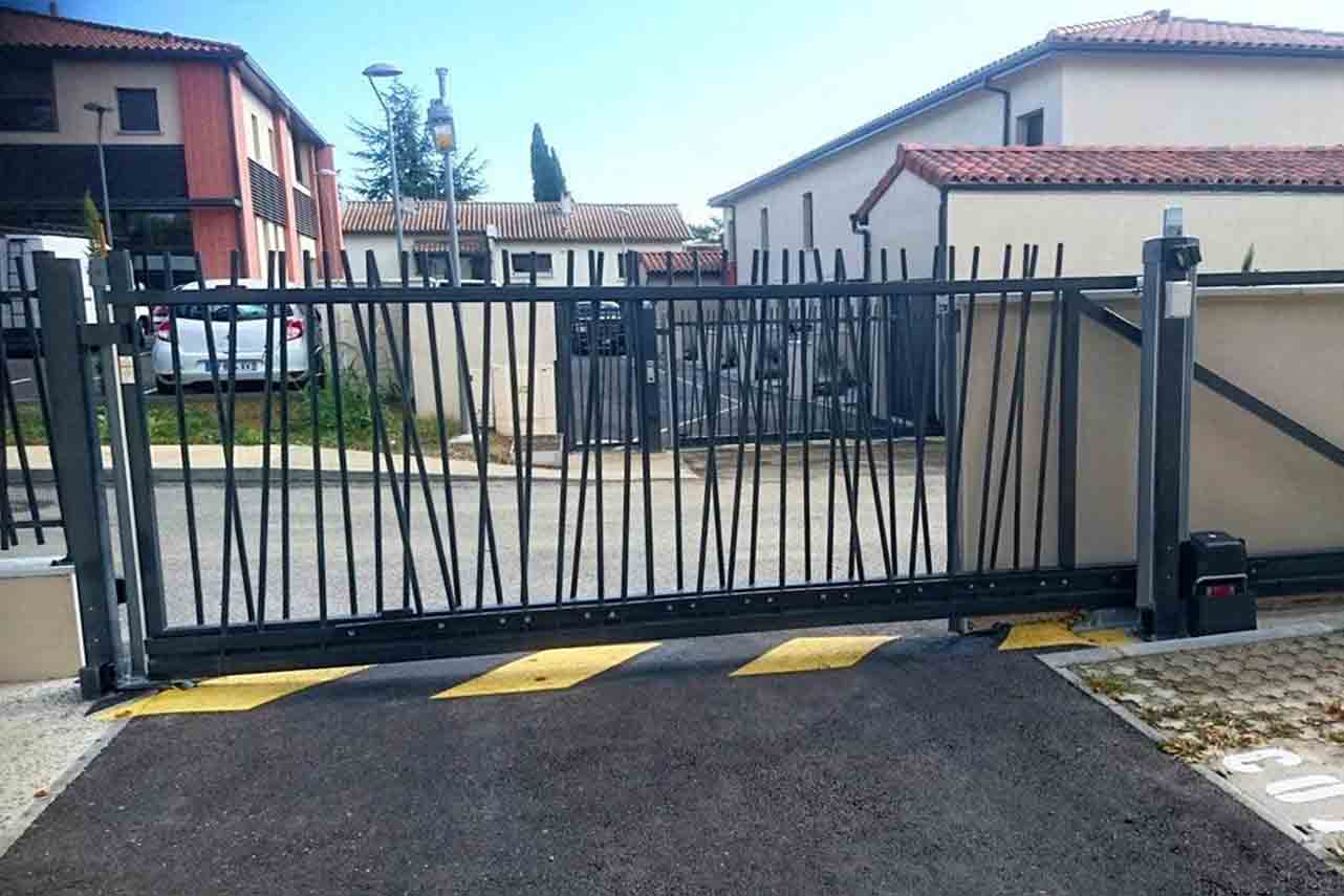 METAL GARDEN Portails Autoportés Canisse 4000 mm portail 1750 mm acier