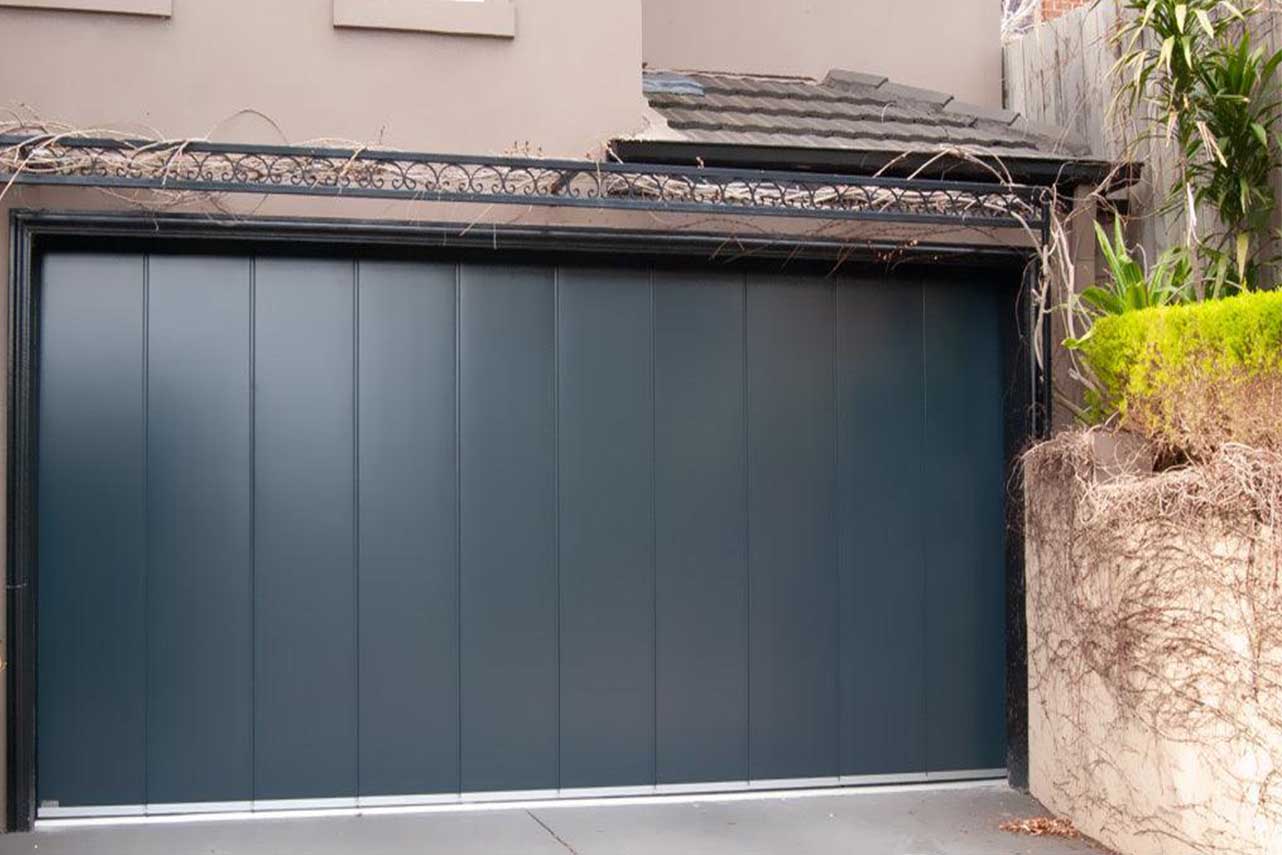 METAL GARDEN Lisse porte de garage latérale acier isolée