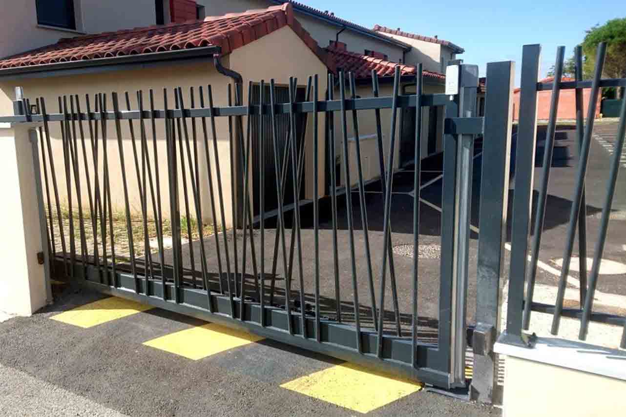 METAL GARDEN Portails Autoportés Canisse 4000 mm portail 1750 mm acier