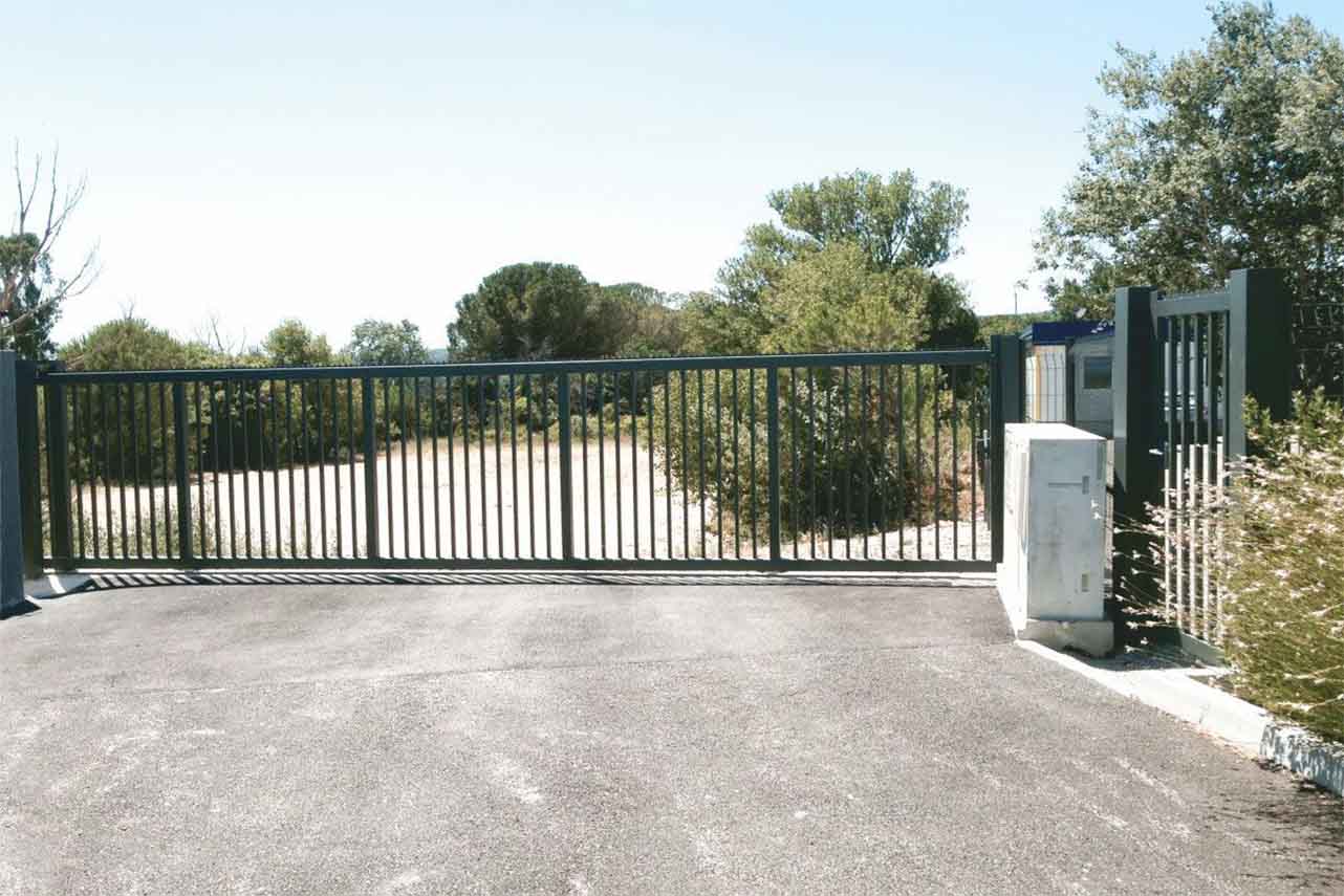 METAL GARDEN Barreaudage Rond portail coulissant 3000x1200