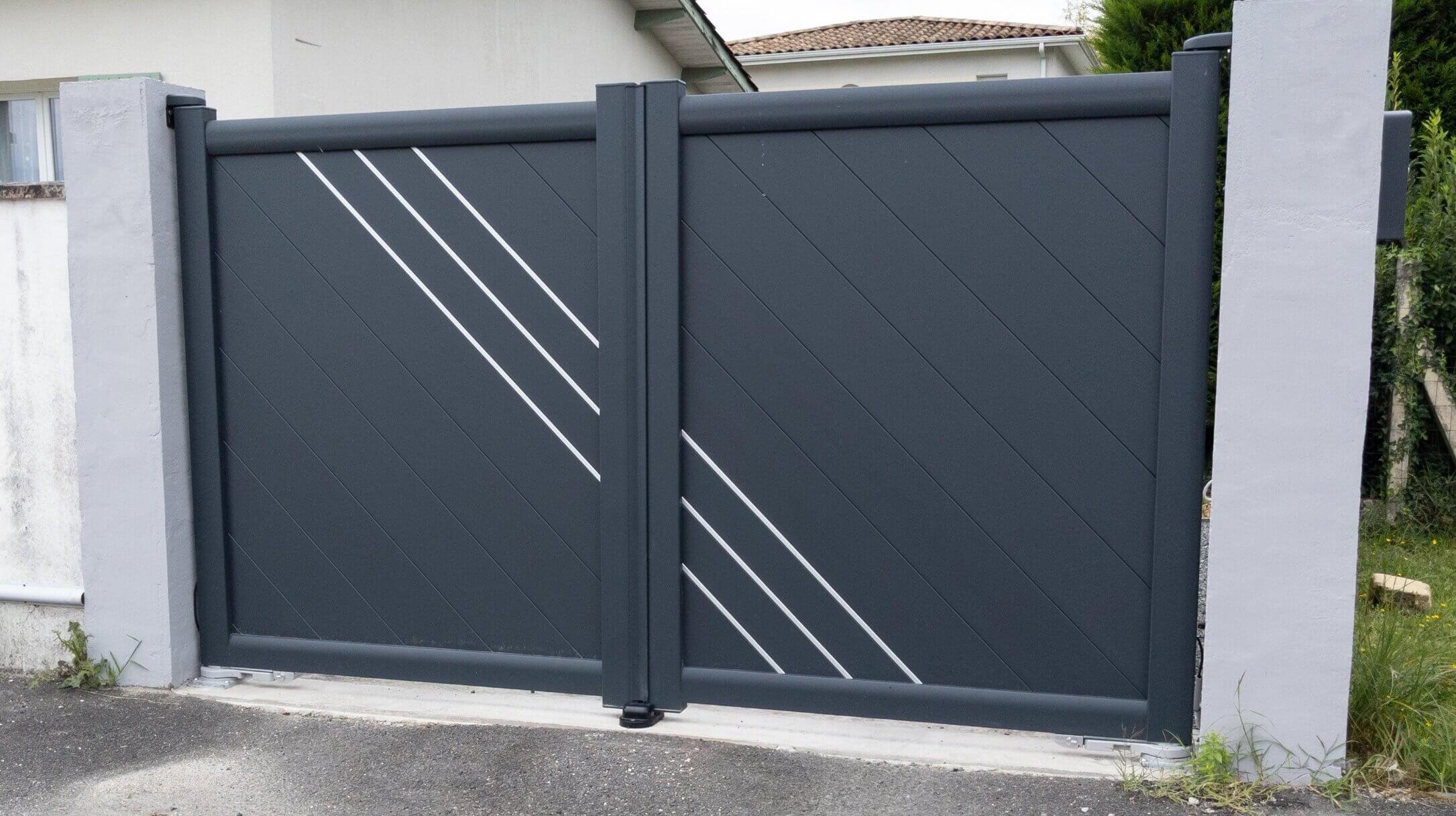 Metal Garden Portail battant plein portail aluminium occultant